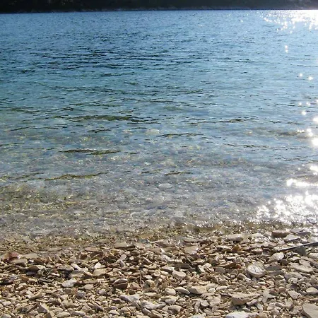 Cosy In Zrnovo - 30 Sqm With Shared Pool