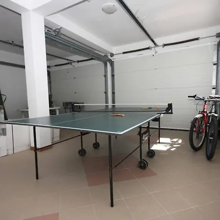 Cosy In Zrnovo - 30 Sqm With Shared Pool Apartamento